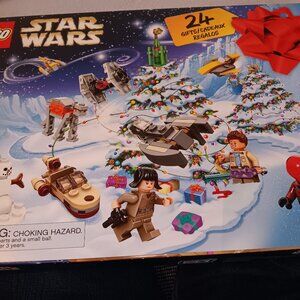 LEGO Star Wars Star Wars Advent Calendar (75213) is a retired